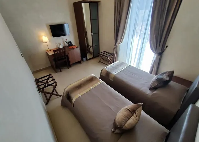 New Joyful Гостевой дом Рим