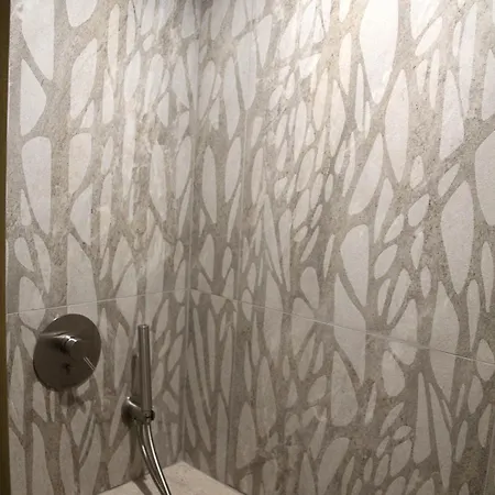 New Joyful 게스트하우스 4*